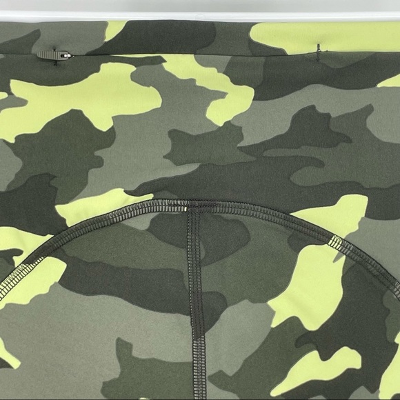 LULULEMON NWT SWIFT SPEED HIGH RISE CROP 21” LEGGINGS 0 2 12 14 HERITAGE Camo - Picture 9 of 11